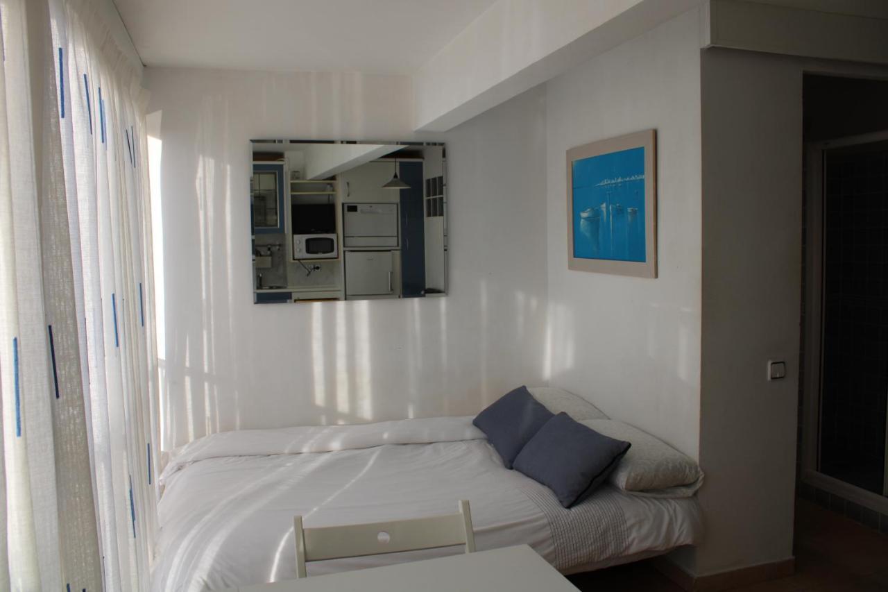 Estudio Primera Línea De Mar Con Piscina Y Párking Apartamento Platja d'Aro Exterior foto