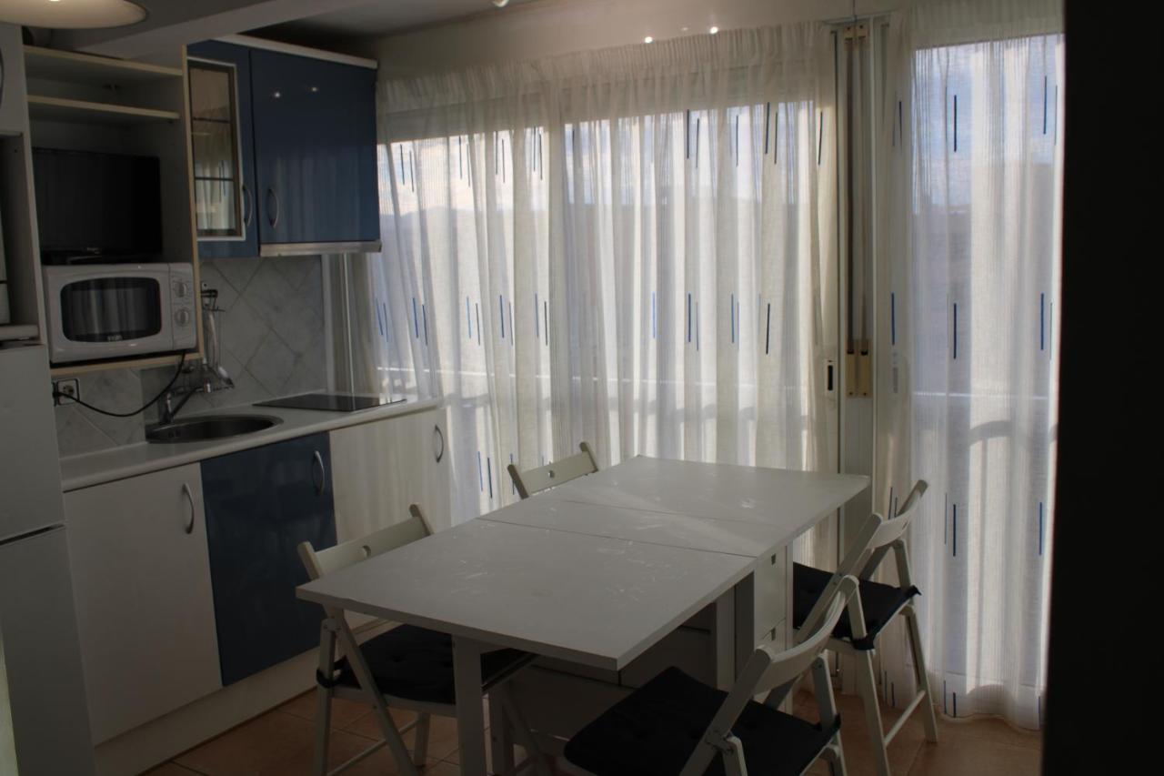 Estudio Primera Línea De Mar Con Piscina Y Párking Apartamento Platja d'Aro Exterior foto
